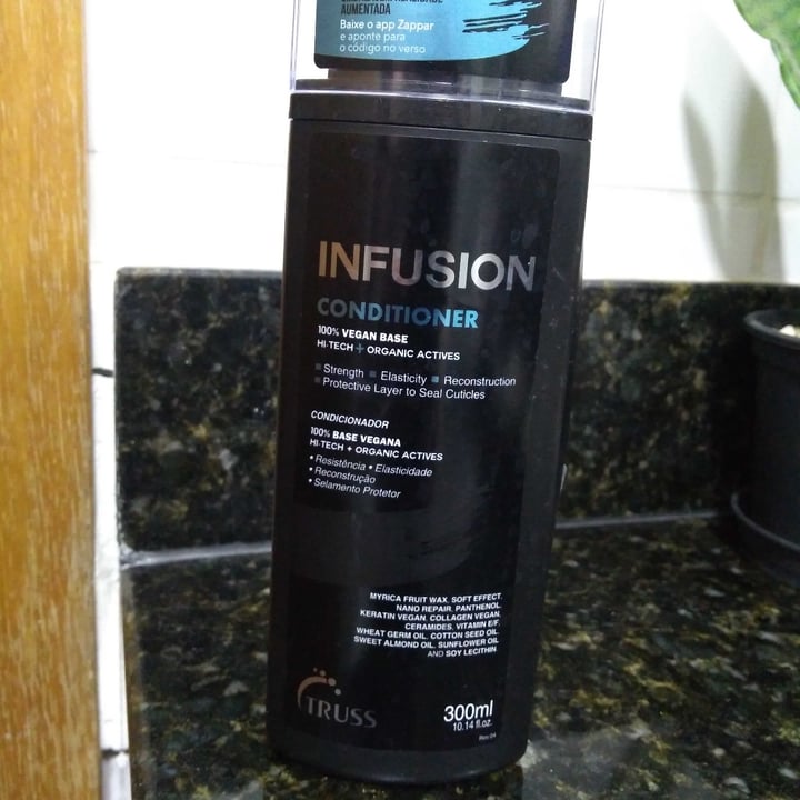 review photo of Truss INFUSION CONDITIONER 100% Vegan Base shared by @denise38 on 01 May 2022 - review