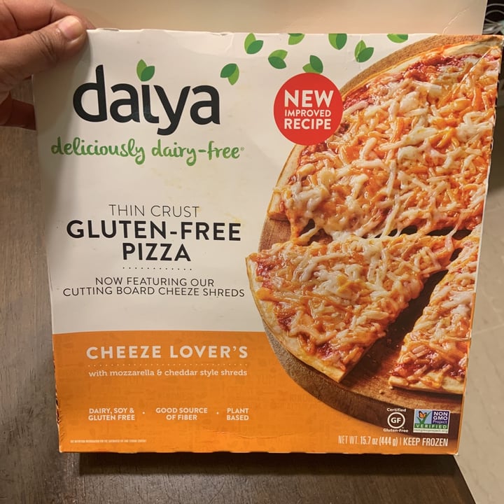 review photo of Daiya Cheeze Lover’s Thin Crust Gluten-Free Pizza shared by @spatika12 on 24 Dec 2020 - review