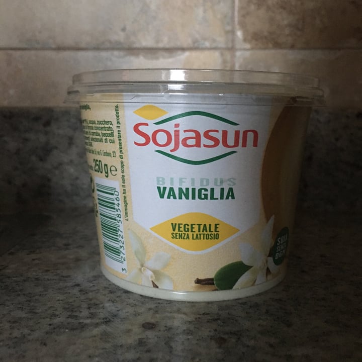 review photo of Sojasun Bifidus Vaniglia shared by @foede on 13 Dec 2021 - review