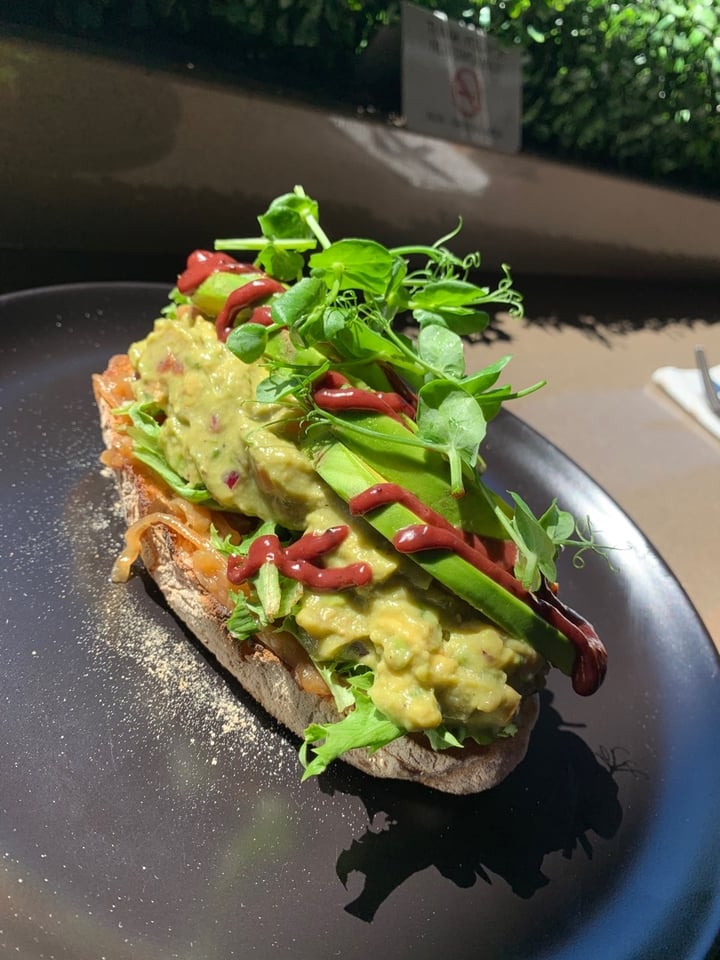 photo of Coco Safar Sea Point Avo Toast shared by @veganhoecheri on  24 Mar 2020 - review