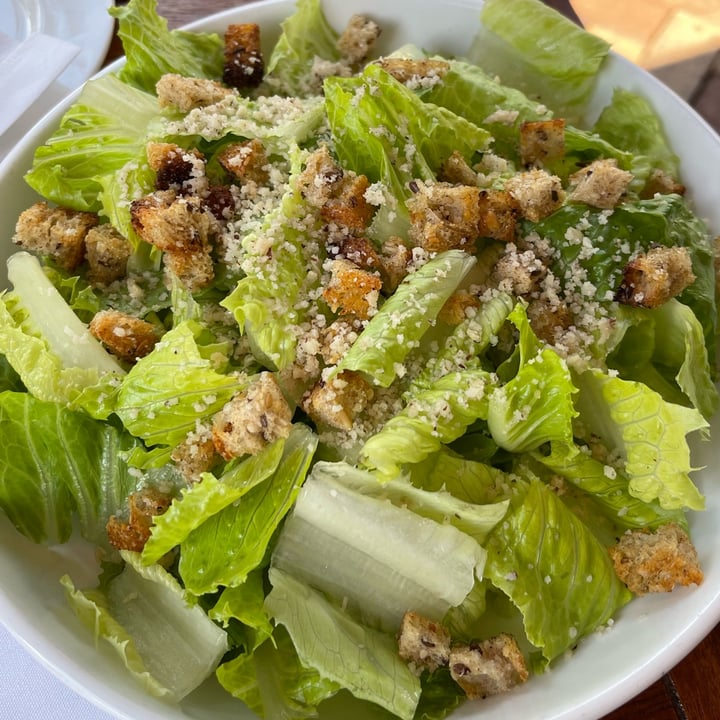 photo of Christopher's Kitchen Cesar Salad shared by @sangria on  07 Oct 2021 - review