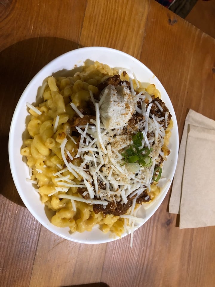 photo of The Very Good Butchers Mac & Cheez Benny shared by @wanderlustmoonduo on  21 Mar 2020 - review
