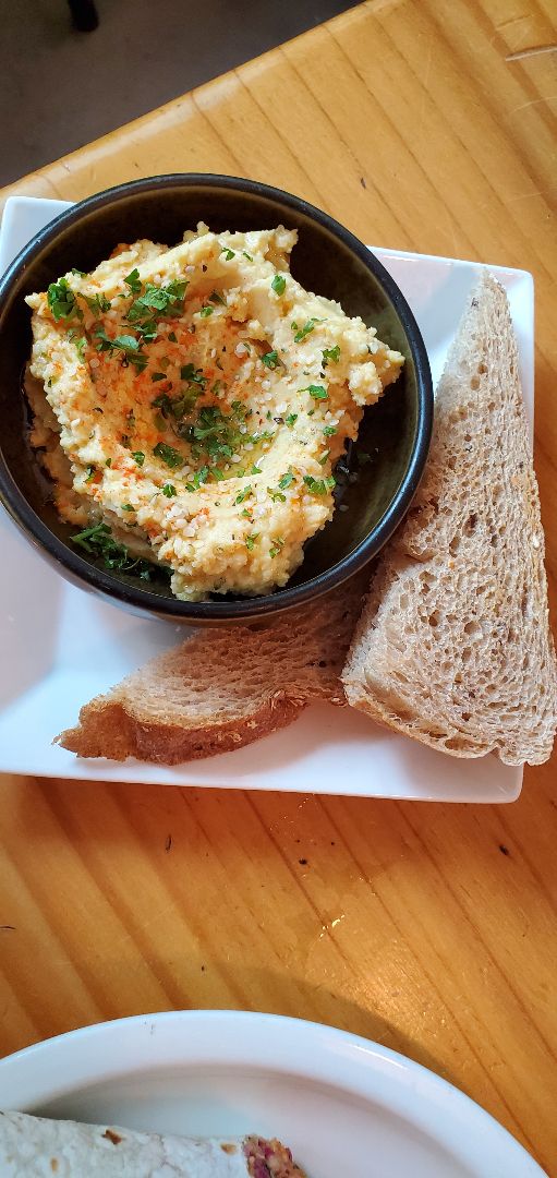 photo of Plant Café & Kitchen Hummus with Toast shared by @pwhippery on  19 Aug 2019 - review