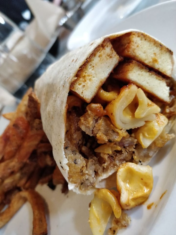 photo of City O' City Bbq tofu Mac burrito shared by @baylee on  22 Jan 2019 - review