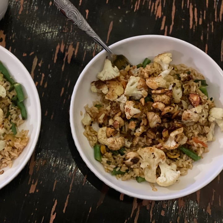 review photo of Purple Carrot Tamarind Cauliflower with Gingered Fried Rice and Cashews shared by @emilystrong221 on 11 Mar 2021 - review