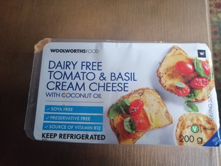 review photo of Woolworths Food Dairy Free Tomato & Basil Cream Cheese shared by @cholland on 08 Dec 2019 - review