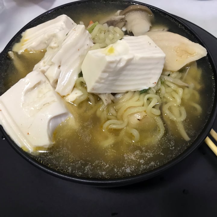 review photo of NONGSHIM (농심) Soon Veggie Ramyun shared by @oakandbamboo on 09 Oct 2022 - review