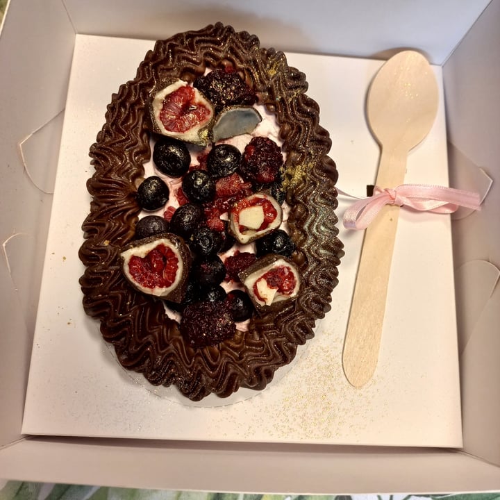 review photo of Mooki Pastelería Vegana Huevo de pascua de frutos rojos shared by @phoebe123 on 24 Apr 2022 - review