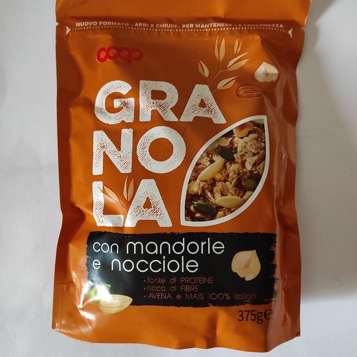 photo of coop granola shared by @norissa on  17 Aug 2022 - review
