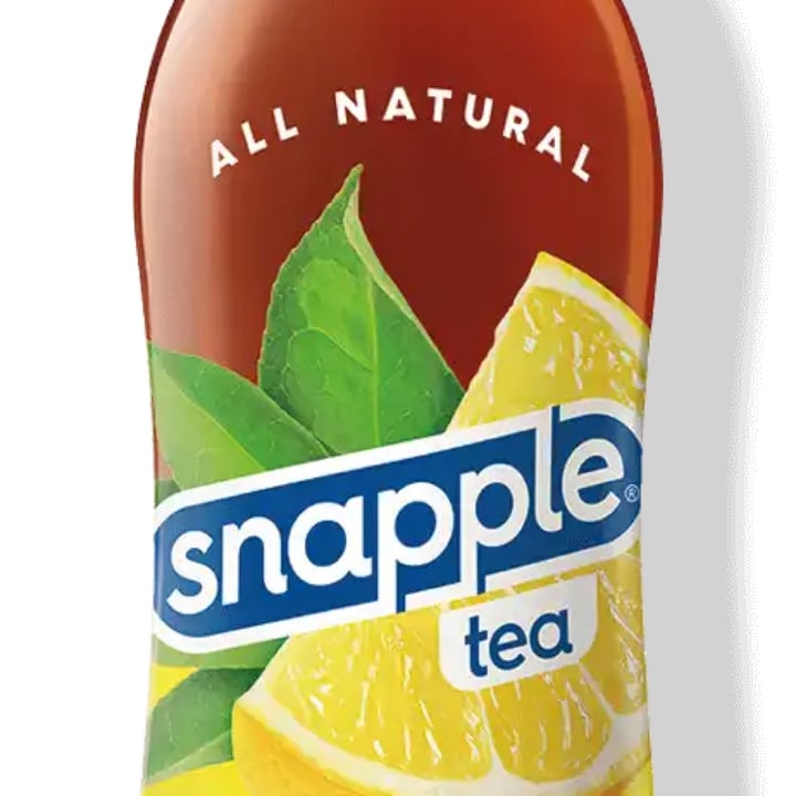 photo of Snapple Lemon Tea shared by @nanihouse4 on  30 May 2022 - review