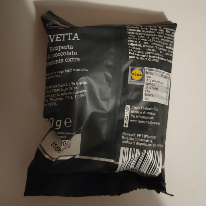 review photo of Deluxe Uvetta ricoperta di cucciolato fondente shared by @carlofino on 02 Apr 2022 - review