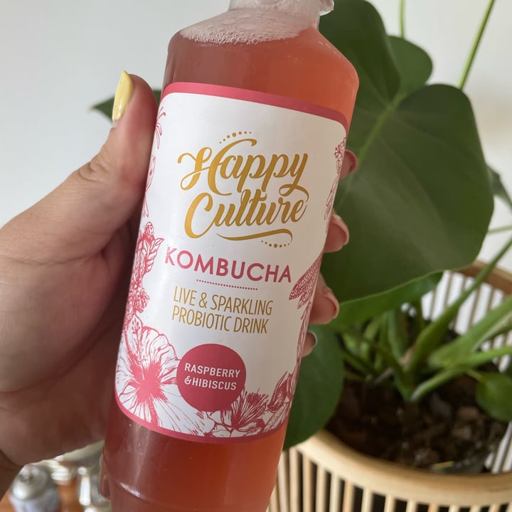 photo of Happy Culture Kombucha Happy Culture - Raspberry and Hibiscus Kombucha shared by @mustbemia on  17 Oct 2021 - review