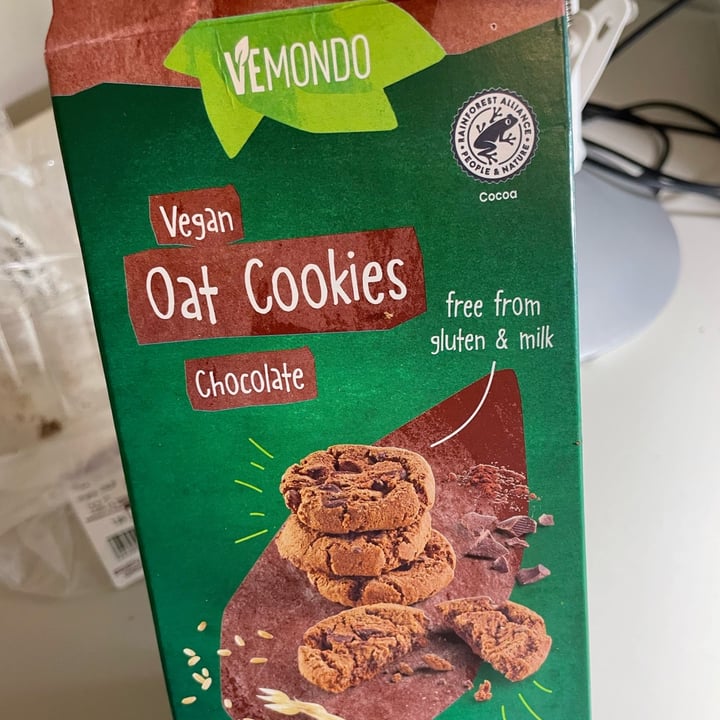 review photo of Vemondo vegan oat cookies chocolate shared by @vivianal5 on 08 Apr 2022 - review