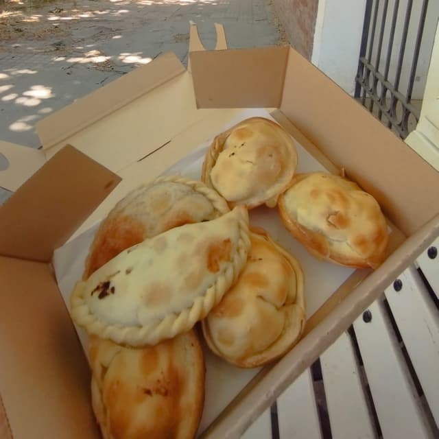 Photo of the dish “Empanadas de jamon y queso”