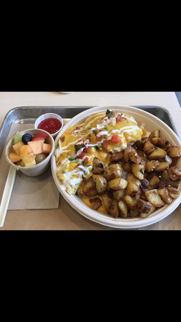 review photo of Kal'ish The Big Messy shared by @aluvsu on 01 Apr 2020 - review