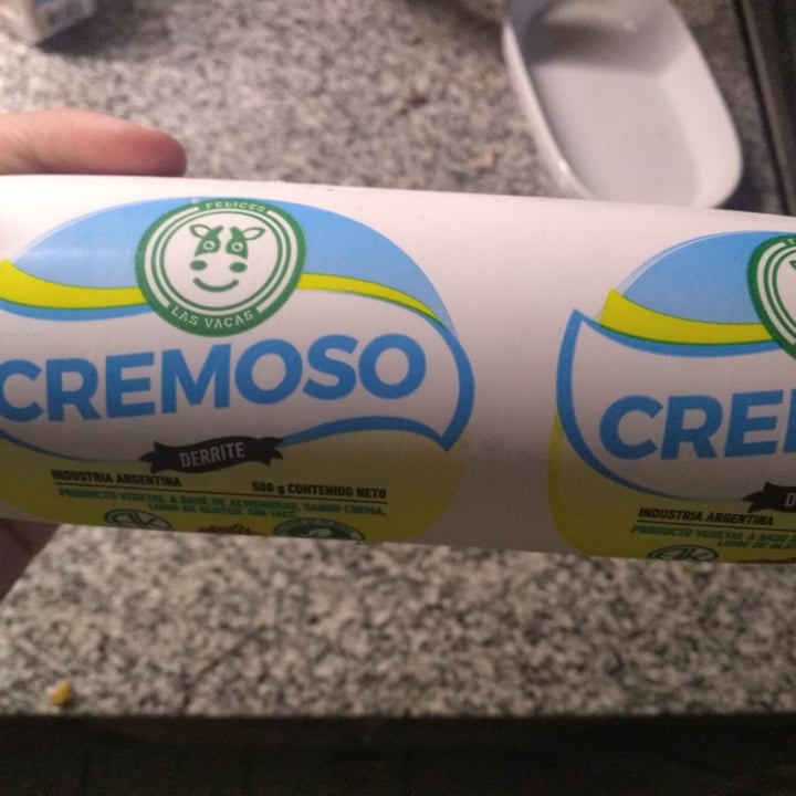 photo of Felices Las Vacas Queso Cremoso en Cilindro shared by @ineperez on  29 Sep 2021 - review