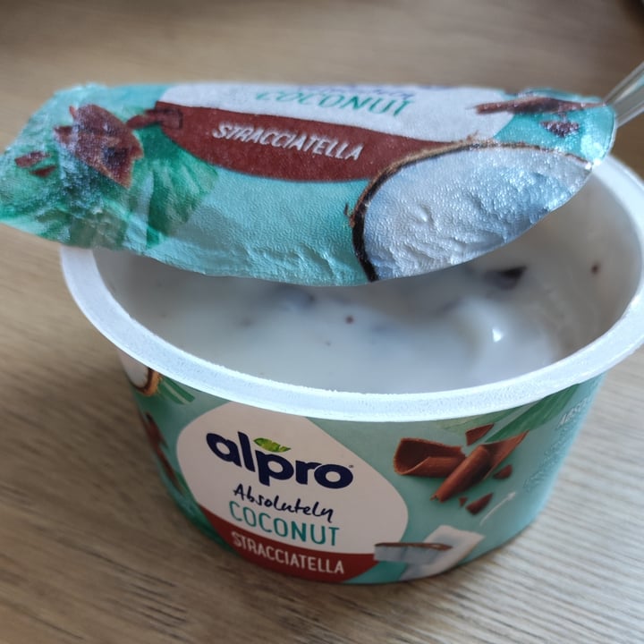 photo of Alpro Absolutely Coconut Stracciatella shared by @manuelap on  16 May 2022 - review