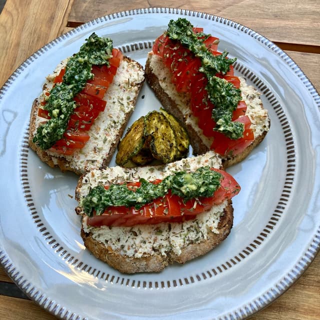 Foto del piatto “Bruschettas Capresse”