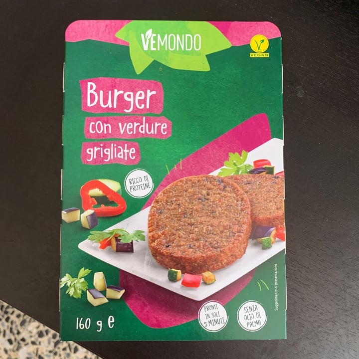 photo of Vemondo Burger con Verdure Grigliate shared by @rebeccareas on  25 Apr 2021 - review