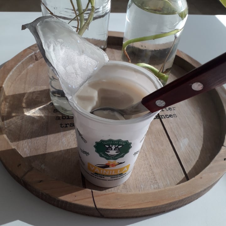 review photo of Felices Las Vacas Yogurt vainilla shared by @quehaydenuevo on 23 Dec 2021 - review