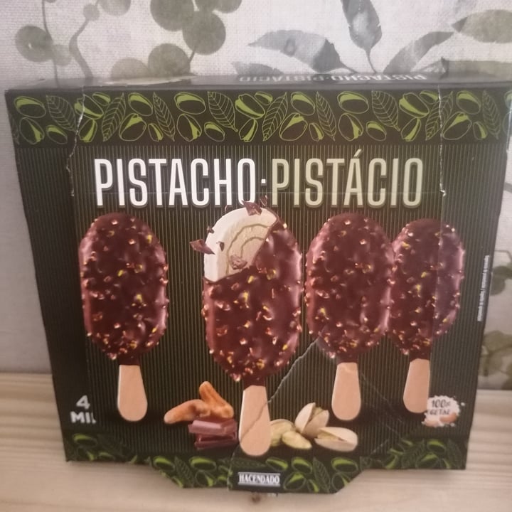 photo of Hacendado helado pistacho shared by @jessvv on  13 Jun 2022 - review