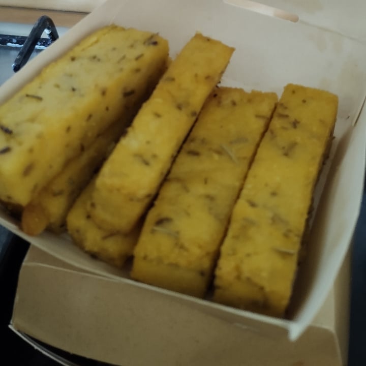 photo of Van Ver Burger Stick Di Polenta shared by @serena81 on  10 Apr 2022 - review