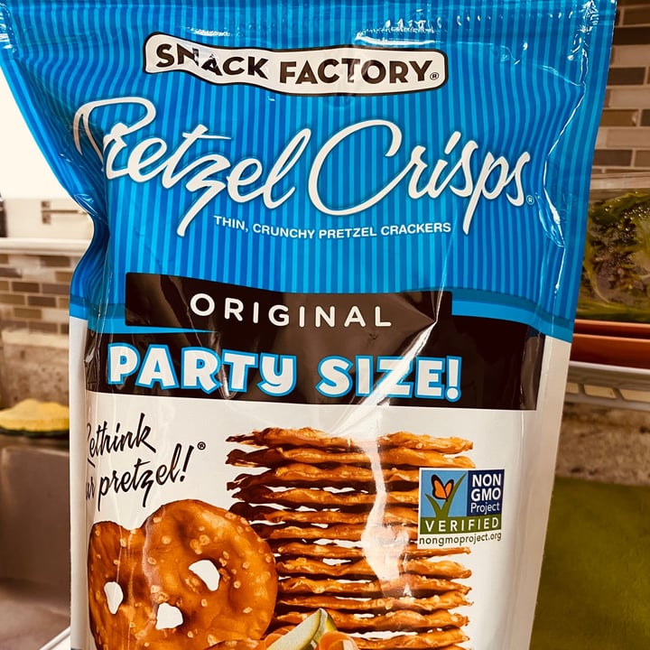 photo of Snack Factory Original pretzel crisps shared by @vpruitt on  13 Mar 2022 - review