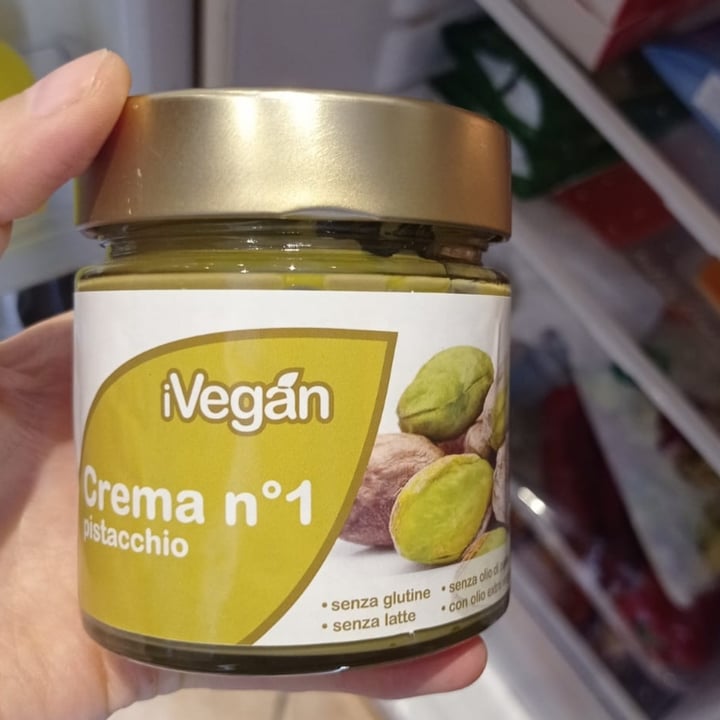 review photo of Ivegan Crema n.1 pistacchio crispy shared by @alessandroquarta on 01 Jun 2021 - review