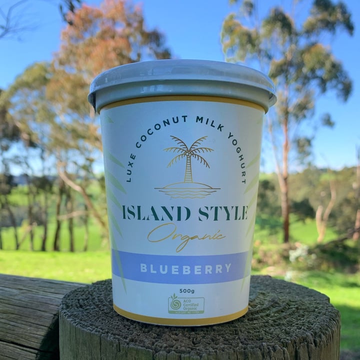 photo of Nakula Island Style Organic Blueberry Yoghurt shared by @lizzy on  18 Sep 2021 - review