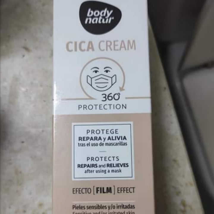 photo of Body Natur Cica Cream shared by @olgaleiva on  19 Feb 2021 - review