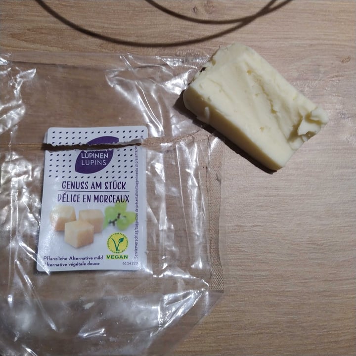photo of Lupinen Lupins Delice En Morceaux shared by @angeletigrou on  22 Dec 2020 - review