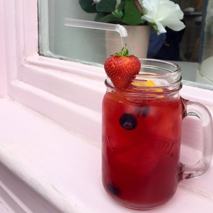 photo of Peggy Porschen Belgravia Ltd Berry Ice Tea shared by @pl on  08 Jul 2020 - review
