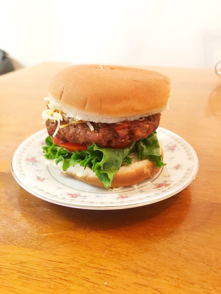 photo of Beyond Meat Beyond Burger Plant-Based Patties shared by @agonz99 on  31 Aug 2019 - review