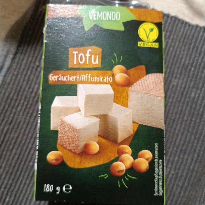 photo of Vemondo Tofu affumicato shared by @martarepe on  07 Jan 2022 - review