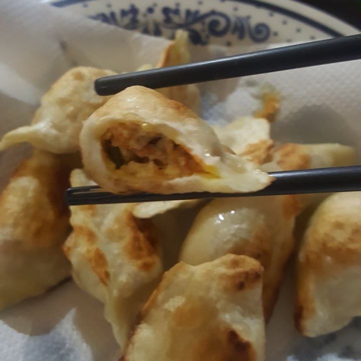 review photo of Dona Lola Gyo Zi Frito - Tofu Com Cogumelo E Cenoura shared by @isabelcb on 20 Sep 2021 - review