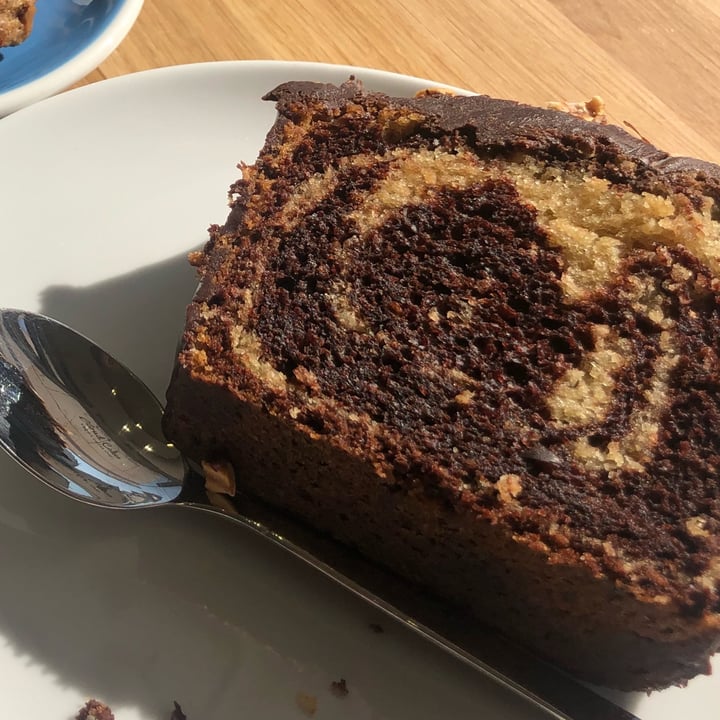 photo of Cloud Cakes Marble cake with Chocolate Ganache shared by @giadapirozzini on  31 Mar 2022 - review