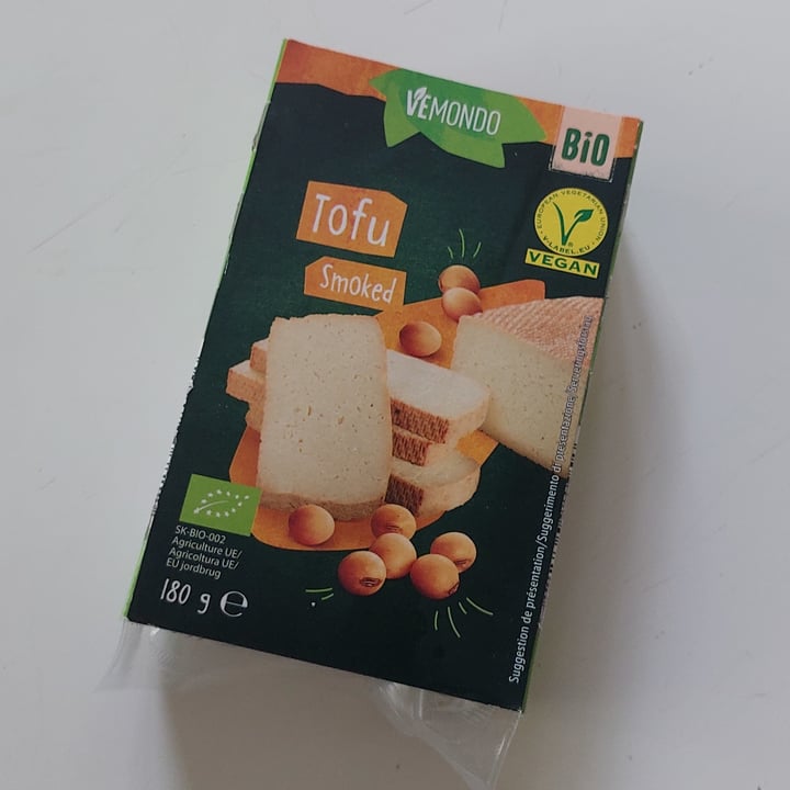 photo of Vemondo Tofu affumicato shared by @broccoloblu on  29 Sep 2022 - review