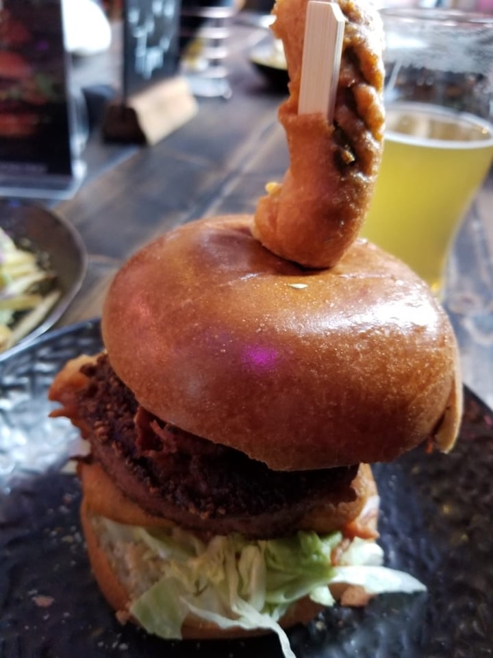 photo of Make No Bones Gym Candy  burger shared by @fxk on  18 Jan 2020 - review