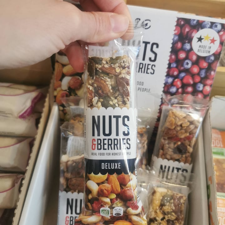 photo of Nuts&berries Protein Bar shared by @aurora92 on  23 Apr 2022 - review