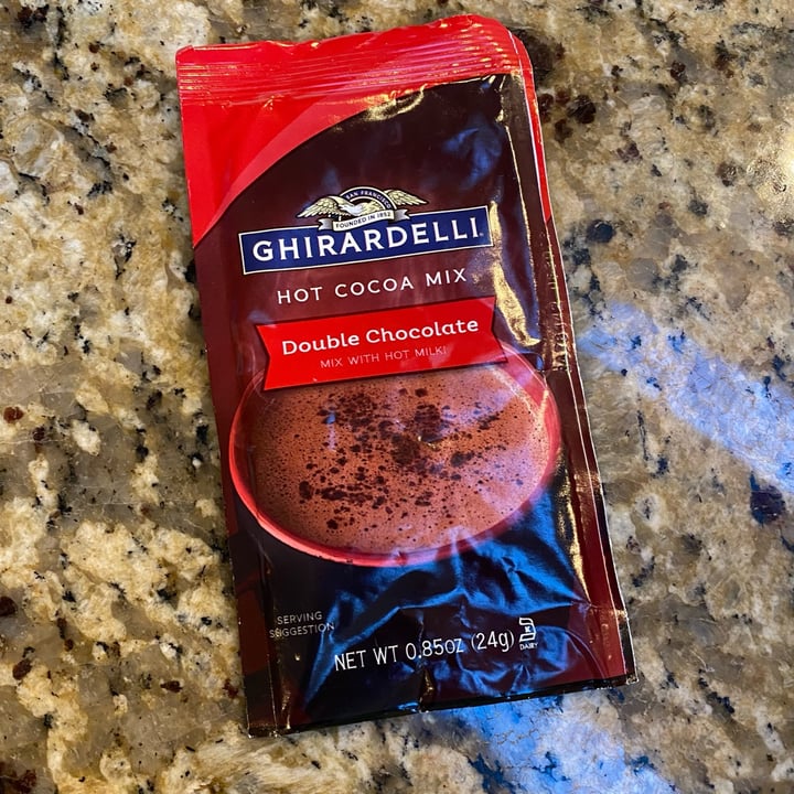 photo of Ghirardelli Premium Hot Cocoa Double Chocolate shared by @curvycarbivore on  27 Apr 2022 - review