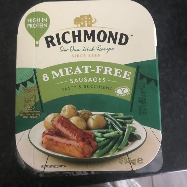 photo of Richmond Richmond Meat Free Sausages shared by @lcmackay1 on  03 May 2020 - review