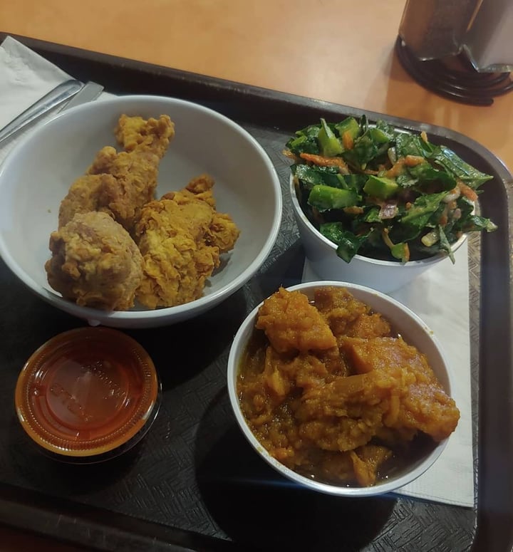 photo of NuVegan Café Vegan Drummies With Buffalo Sauce, Ginger Collards, And Sweet Potatoes shared by @vecanter on  19 Feb 2020 - review