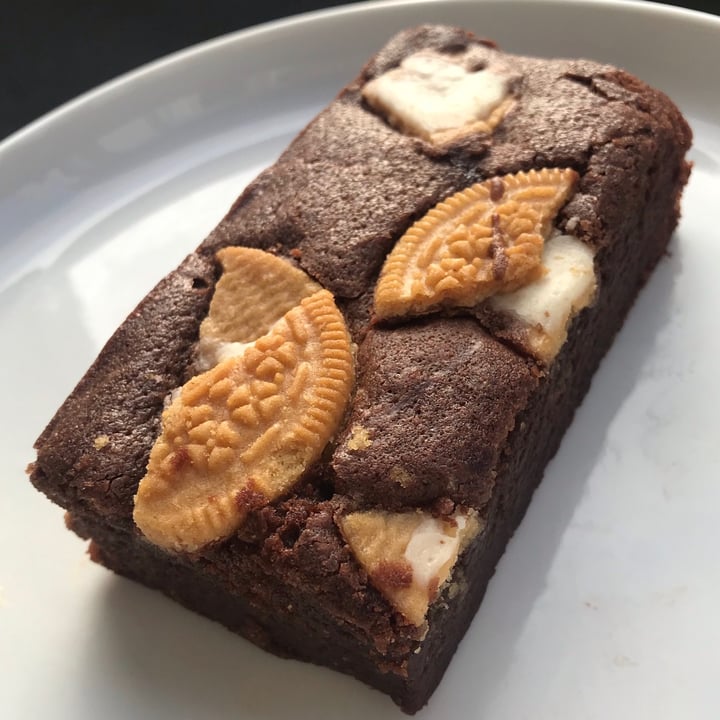 photo of Coffee in the Wood Vegan golden Oreo brownie shared by @racheyv on  16 Jan 2021 - review