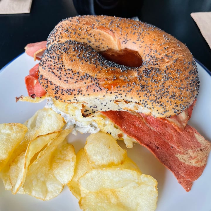 photo of Sable Marylin Bagel shared by @hugemittons on  02 Sep 2022 - review
