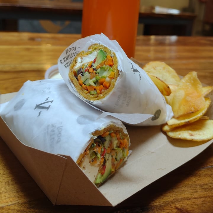 photo of Let it V - Delivery & Take Away Vurrito cajun shared by @amvelasquez on  04 Feb 2022 - review