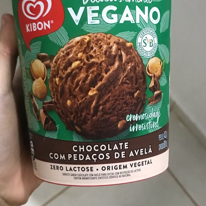review photo of Kibon Chocolate com Pedaços De Avelã shared by @lovec on 09 Jul 2022 - review