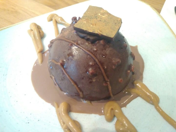 review photo of Goodness Golden Dome Dessert shared by @yafitmu on 01 Feb 2020 - review