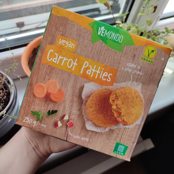 photo of Vemondo carrot patties shared by @flouredfingers on  06 Nov 2021 - review
