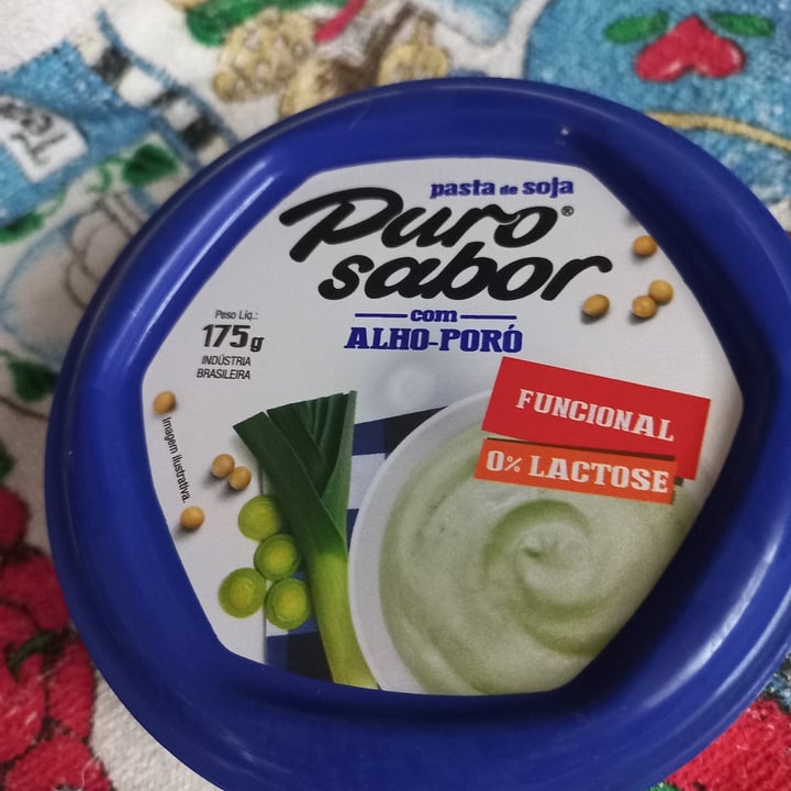 photo of Puro Sabor Pasta de Soja com Alho Poró shared by @catiamesquita on  20 Apr 2022 - review