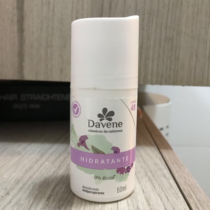 photo of Davene Desodorante antitranspirante Roll On shared by @carozzyg on  05 Aug 2021 - review